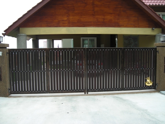 Contoh Rekaan Pintu Pagar Besi Tempa (Wrought Iron) - Selangor Klang