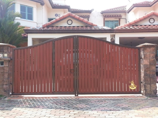 Contoh Rekaan Pintu Pagar Besi Tempa (Wrought Iron) - Selangor Klang