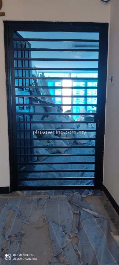 SWING DOOR GRILL @ANTAH TOWER, JALAN PUTRAMAS 1, KUALA LUMPUR 