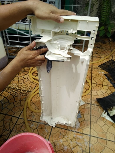 Putrajaya Aircond Wall Mounted Full Chemical Cleaning Service 