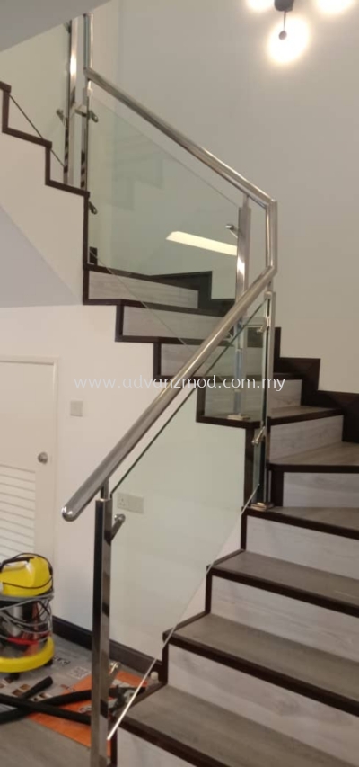 Staircase Glass Railing With 12mm Clear Tempered Glass 