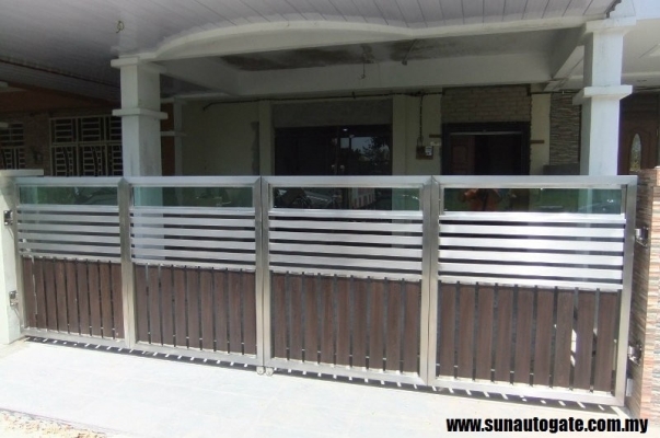 Modern Stainless Steel Gate Sample In Simpang Ampat