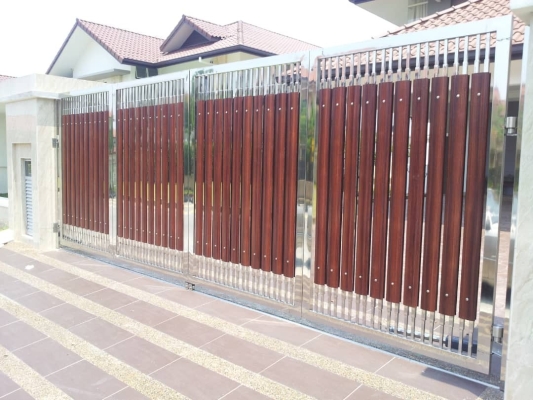 Reka Bentuk Retro Moden Pintu Pagar di Cheras, Kuala Lumpur