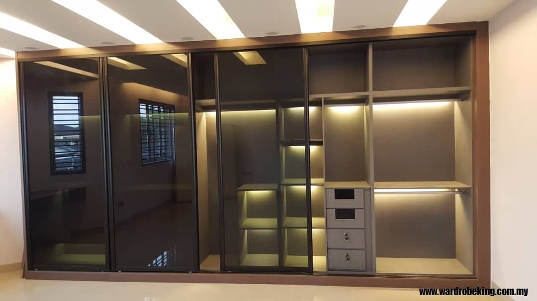 Aluminium Sliding Anti-Jump Wardrobe Design In Balakong / Seri Kembangan  Custom Wardrobe - Selangor / Kuala Lumpur / Ampang / Puchong / Rawang Wardrobe Malaysia Reference Renovation Design 