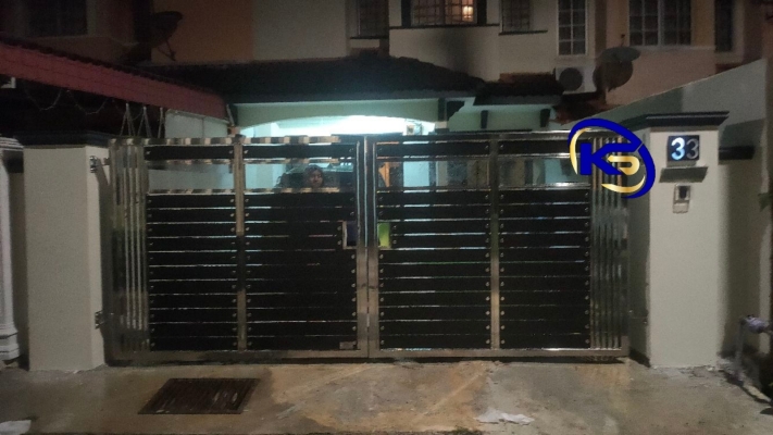 Swing Gate Lorong Cekera Purnama 12/14, Seksyen 12, Bandar Puncak Alam