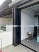 Aluminium Bifold Door 2022