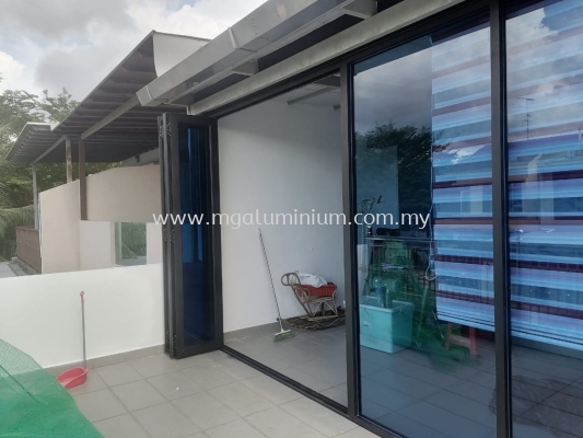 Aluminium Bifold Door 2022