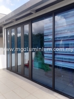 Aluminium Bifold Door 2022