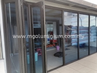 Aluminium Bifold Door 2022