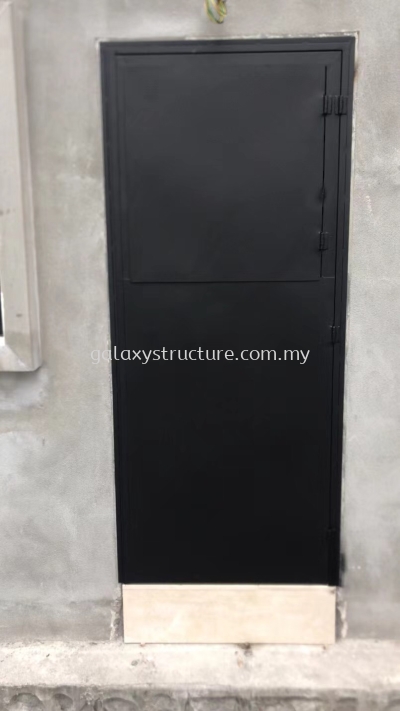 To fabrication,supply and install full plate door grille paint with small door @ Jalan Idaman 19, Taman Cheras Idaman, 43000 Kajang.