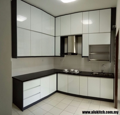 Contoh Kabinet Dapur Maje Top Batu Kuarza Nilai