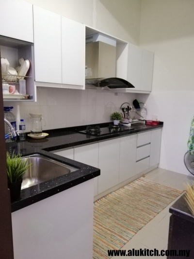 Contoh Kabinet Dapur Maje Top Batu Kuarza Di Seremban