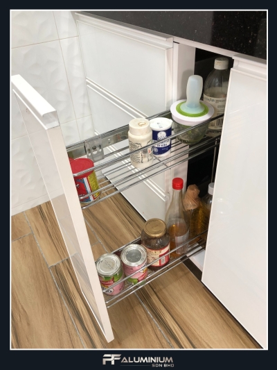 Kitchen Cabinet 