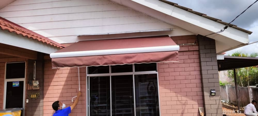 Retractable Awning 