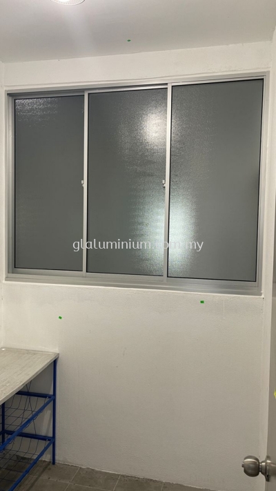 sliding windows 3 panels ( silver + Naco frosted glass) 