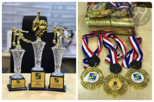 Trophy & Medal