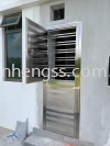  SINGLE DOOR STAINLESS STEEL