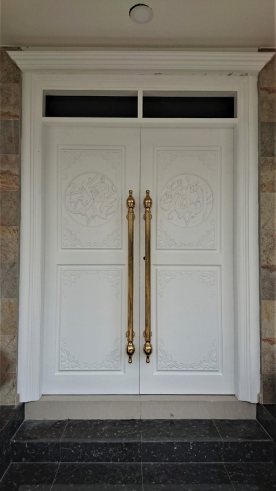 Kuala Lumpur Installation Completed Solid Wood Double Door Sample