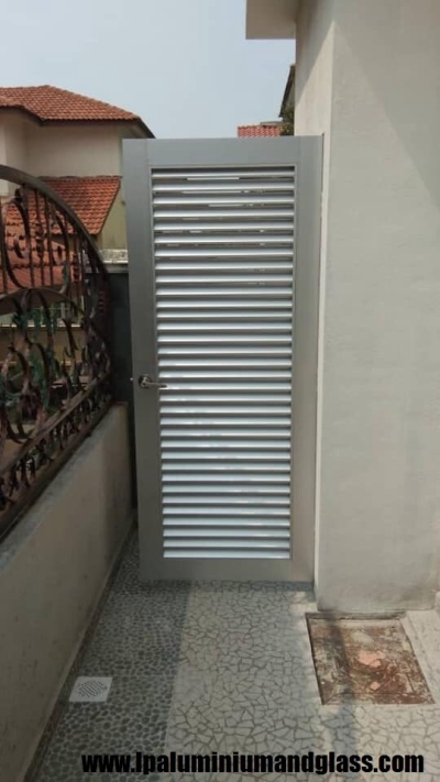 Aluminium Louvers Door In Kajang / Semenyih / Nilai / Seremban