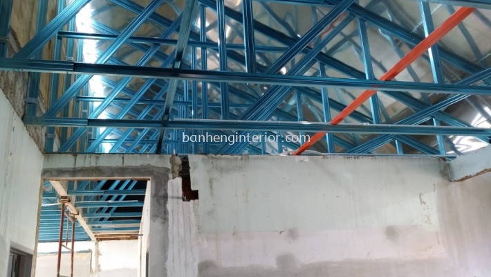 Installation truss system with c section & batten