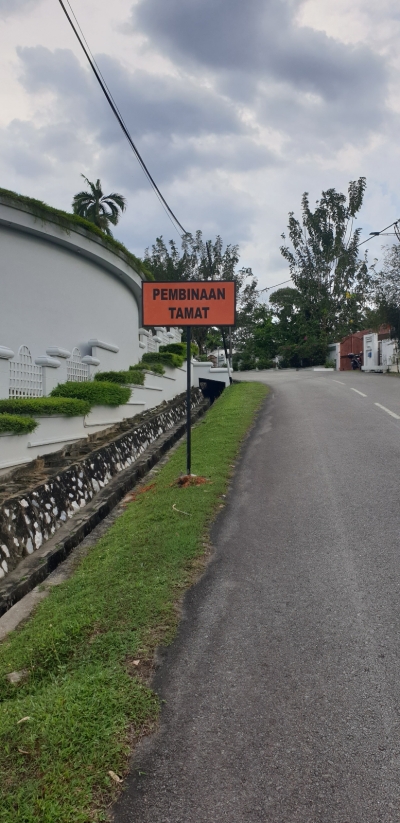 temporary road sign