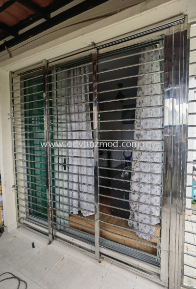 Stainless Steel Sliding Grille Door 