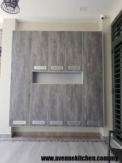 Built-in Shoe Cabinet Design In Selangor