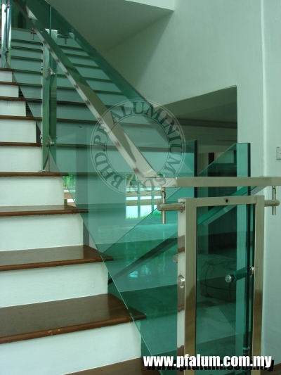 Samples of Tempered Glass Staircase Railing in Negeri Sembilan