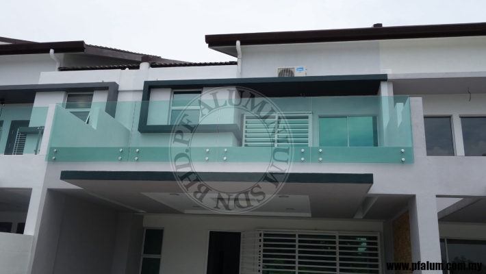 Samples of Tempered Glass Fencing & Balcony Glass Fencing in Negeri Sembilan