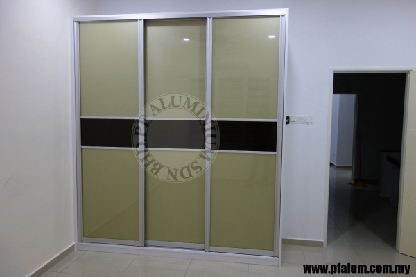 Ready Installed Aluminium Wardrobe Sample In Seremban