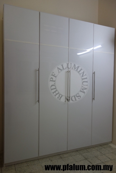 Ready Installed Aluminium Wardrobe Sample In Seremban