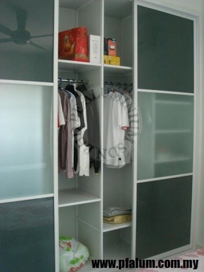 Ready Installed Aluminium Wardrobe Sample In Seremban