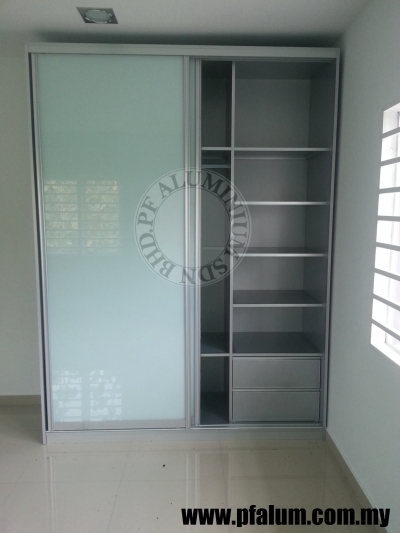 Ready Installed Aluminium Wardrobe Sample In Seremban