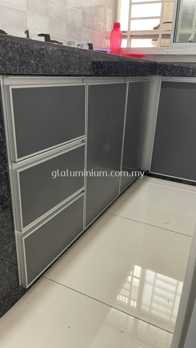 Aluminium silver +aluminium composite panels (Grey) 