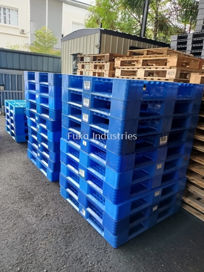 Plastic Pallet Rental