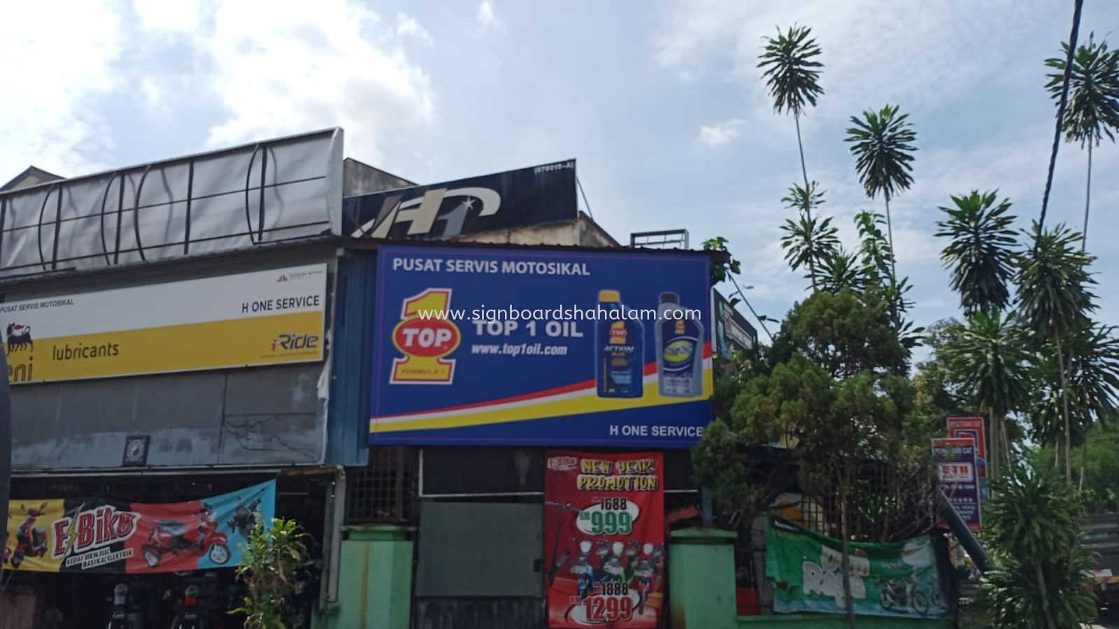 Top 1 Oil Klang  - Billboard 