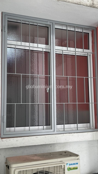 S. Windows 2 panel + Above fit (powder coated white + Naco frosted glass) @Vina Residency, Taman Seri Taming 