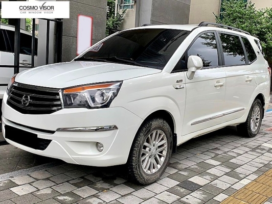 SSANGYONG STAVIC / RODIUS / TURISMO 2014 - 2020 = COSMO DOOR VISOR