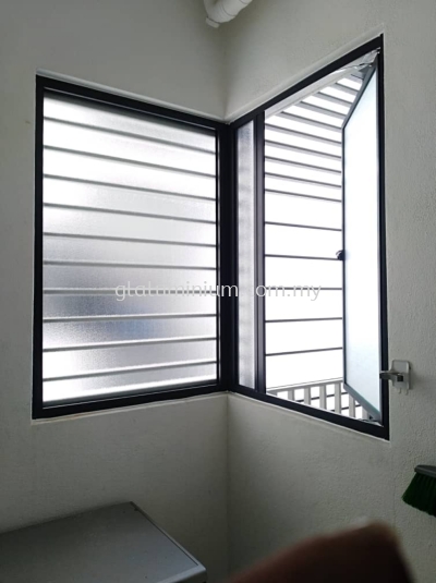 Casement window + fix glass ( p/c grey + Naco frosted glass) @Lakevilla Residence, Kepong 