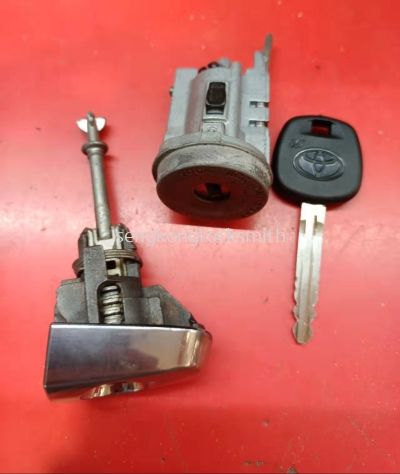 Repair toyota camry car lock