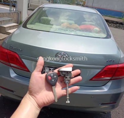 Repair toyota camry car lock