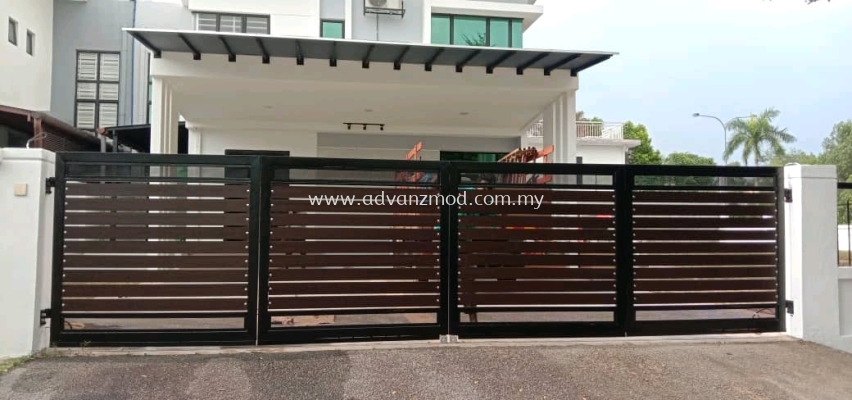 Folding Gate With Aluminium Panels 