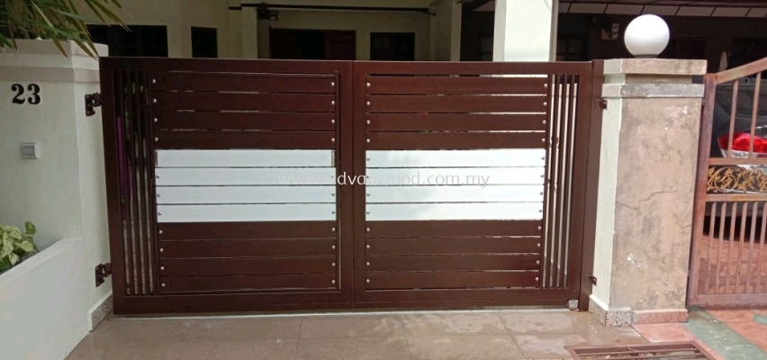 Folding Gate With Aluminium Panels 