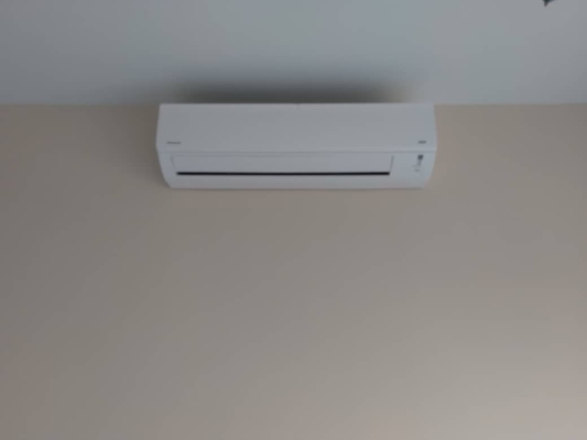 Taman Maluri Aircond Wall Mounted Full Chemical Cleaning Service With Top Up Gas R410