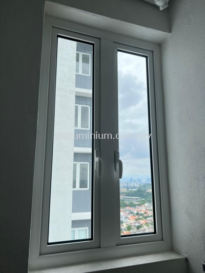 Heavy duty casement window 2 panel ( powder coated white + clear glass) @Pinnacle Sri Petaling Condominium 