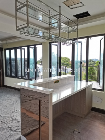 Counter Bar c/w Wine Rack