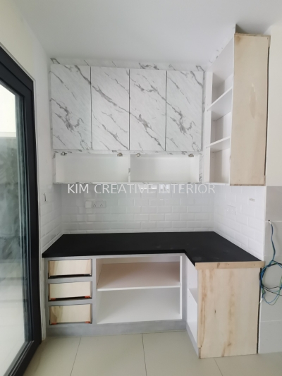 Dry Kitchen Cabinet