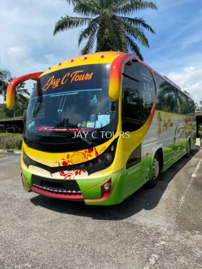 44 Seater Bas Persiaran