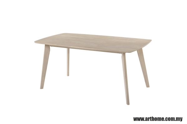 MITTI DINING TABLE 1500900