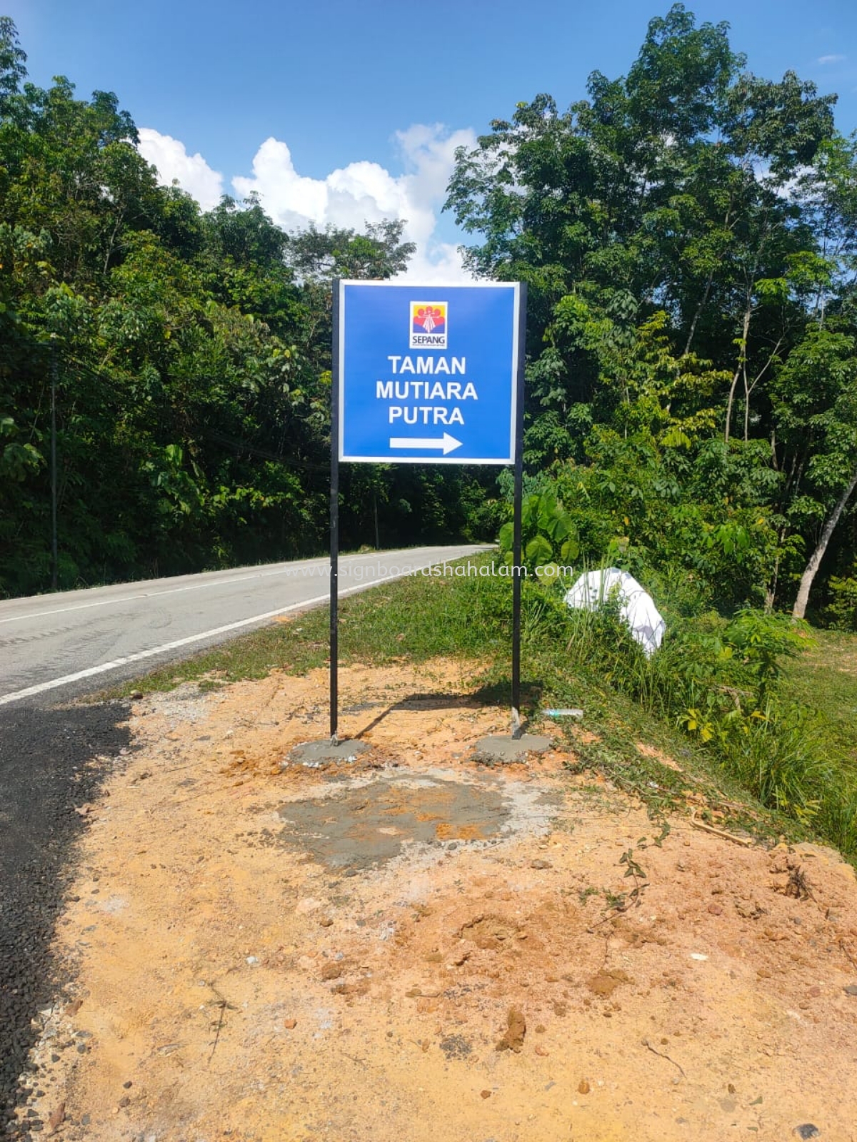 Teknagoya Putrajaya - ACP Signage 